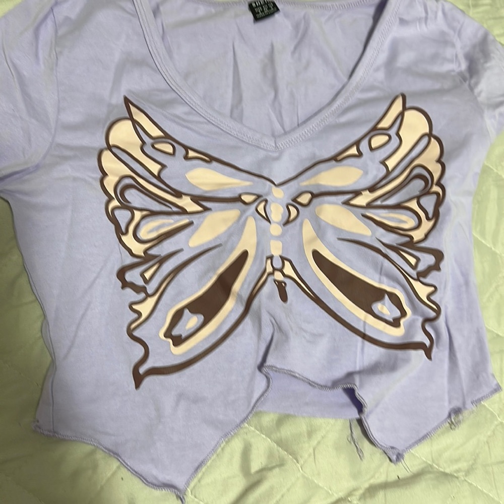 cropped purple butterfly tee